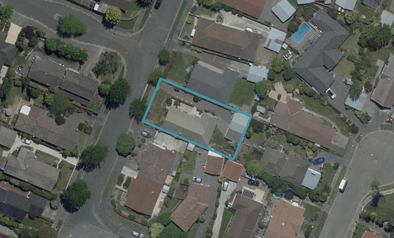 63 Karnak Crescent, Russley, Christchurch - Carousel 1