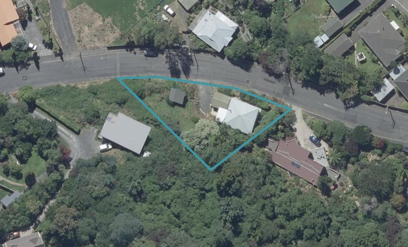 7 Fulton Road, Glenleith, Dunedin - Carousel 1