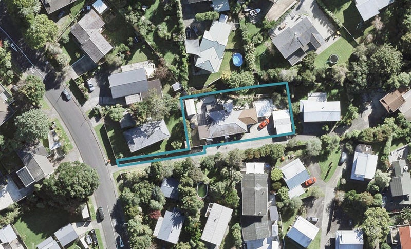 9 Regatta Road, Torbay, Auckland - Carousel 1
