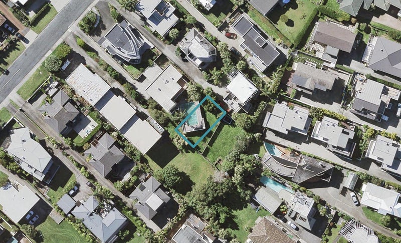 10B Marama Street, Castor Bay, Auckland - Carousel 1