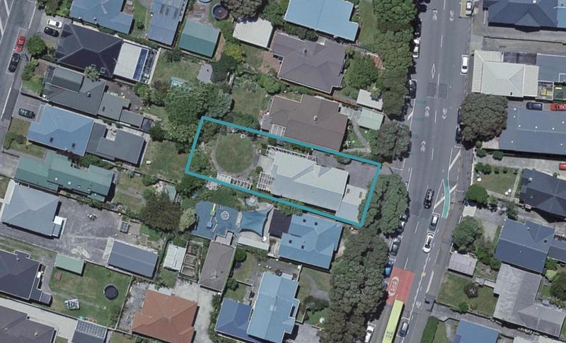 156 The Parade, Island Bay, Wellington - Carousel 1