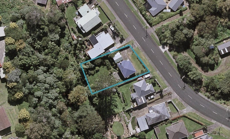 72 Seaview Road, Marfell, New Plymouth - Carousel 1