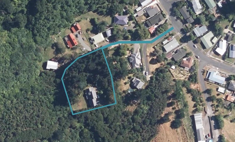 29D McGowan Road, Wainuiomata, Lower Hutt - Carousel 1