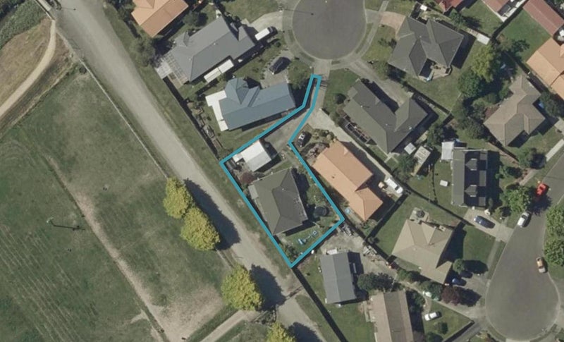 49 Dalfield Place, Highbury, Palmerston North - Carousel 1
