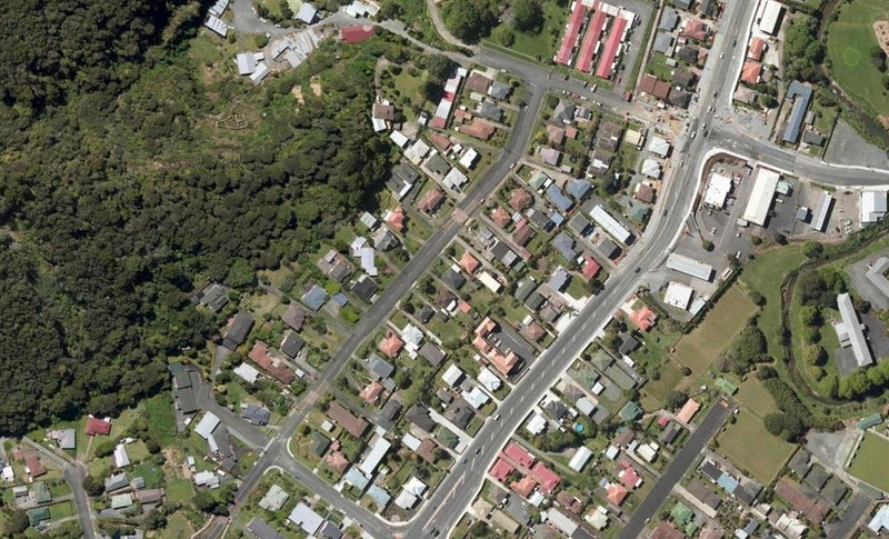 17 Fifth Avenue, Avenues, Whangarei - Carousel 1