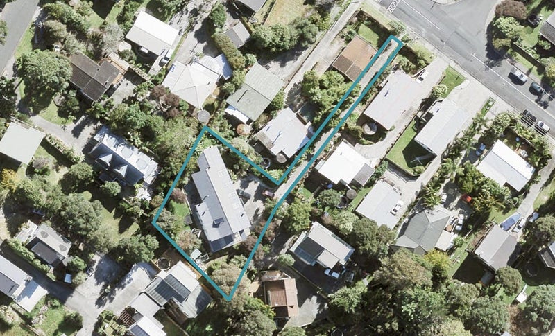 17 Waiora Road, Stanmore Bay, Whangaparāoa - Carousel 1