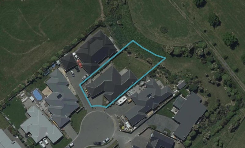 15 Constance Place, Aidanfield, Christchurch - Carousel 1