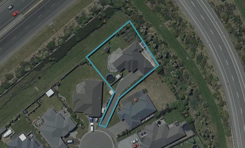 4 Eliza Place, Aidanfield, Christchurch - Carousel 1