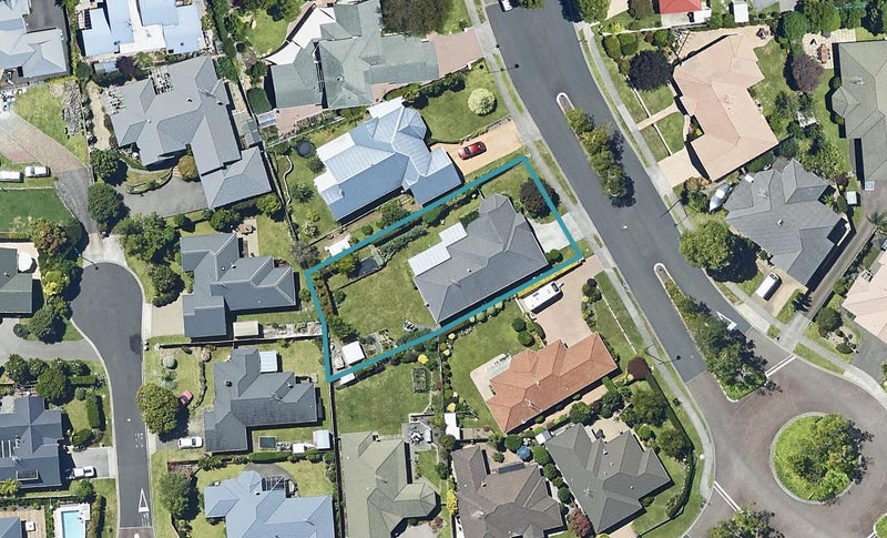 14 St Andrews Drive, Bethlehem, Tauranga - Carousel 1