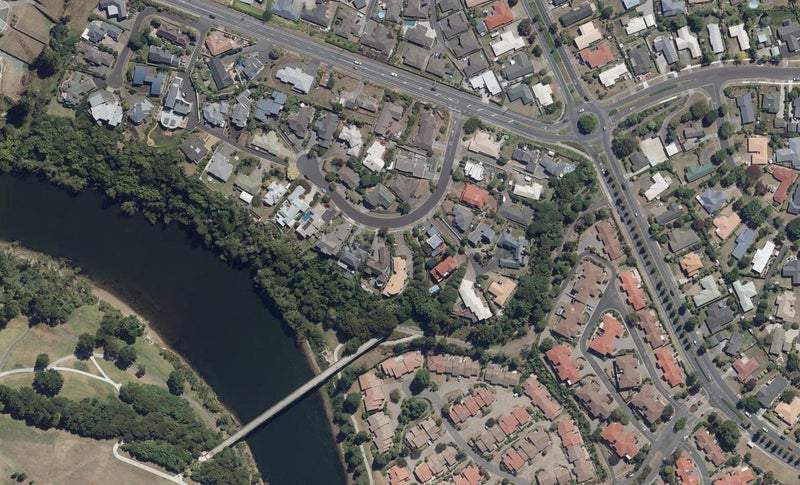 25 Munro Place, Flagstaff, Hamilton - Carousel 1
