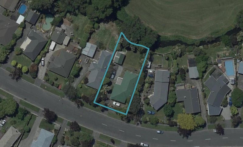 38 Warren Crescent, Hillmorton, Christchurch - Carousel 1