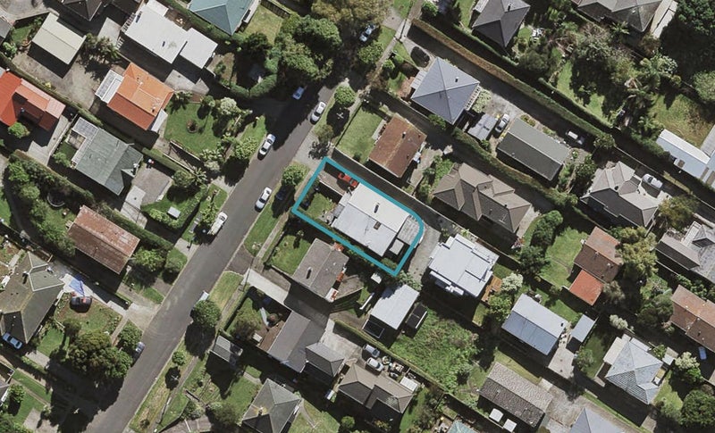 105 Paihia Road, One Tree Hill, Auckland - Carousel 1