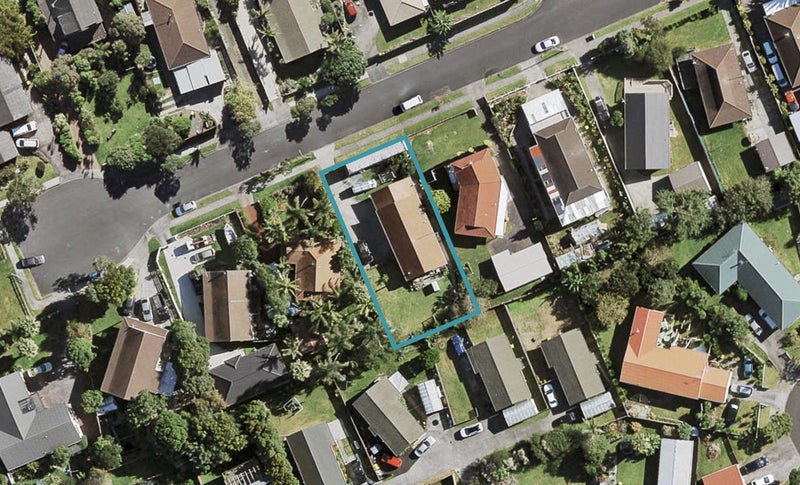104 Burundi Avenue, Clendon Park, Auckland - Carousel 1