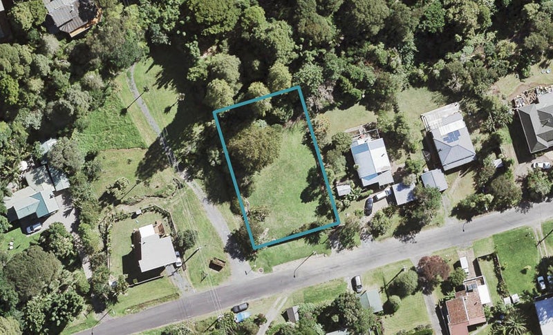 12 Western Road, Laingholm, Auckland - Carousel 1