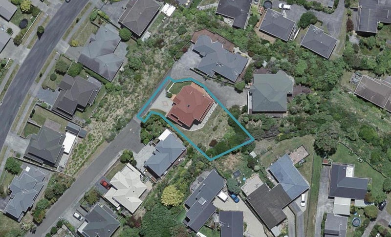 12 Huxley Grove, Churton Park, Wellington - Carousel 1