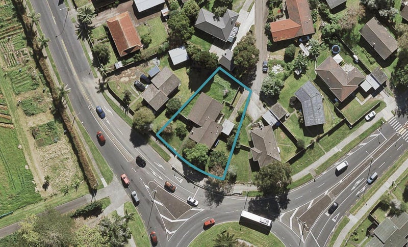 98 Robertson Road, Mangere East, Auckland - Carousel 1