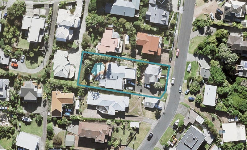 1/34 Oban Road, Browns Bay, Auckland - Carousel 1