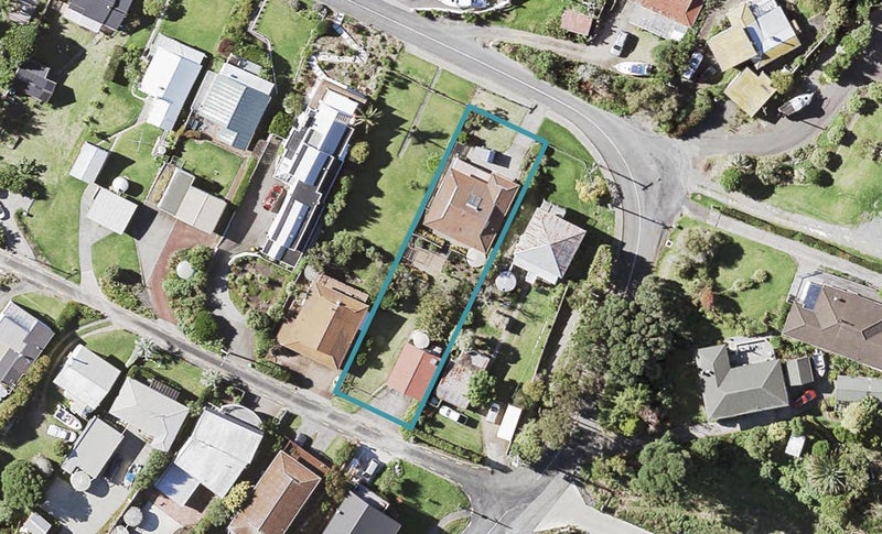 41 Carlton Crescent, Maraetai, Auckland - Carousel 1