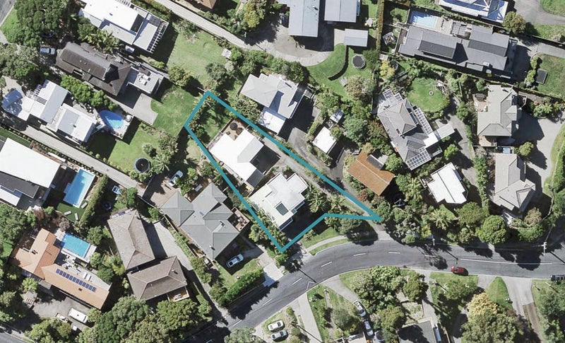 2/43 Channel View Road, Campbells Bay, Auckland - Carousel 1