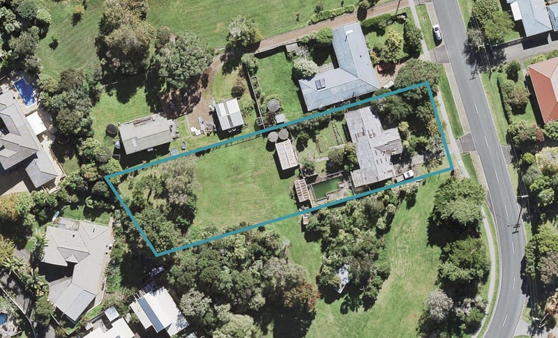 6 Roland Road, Greenhithe, Auckland - Carousel 1