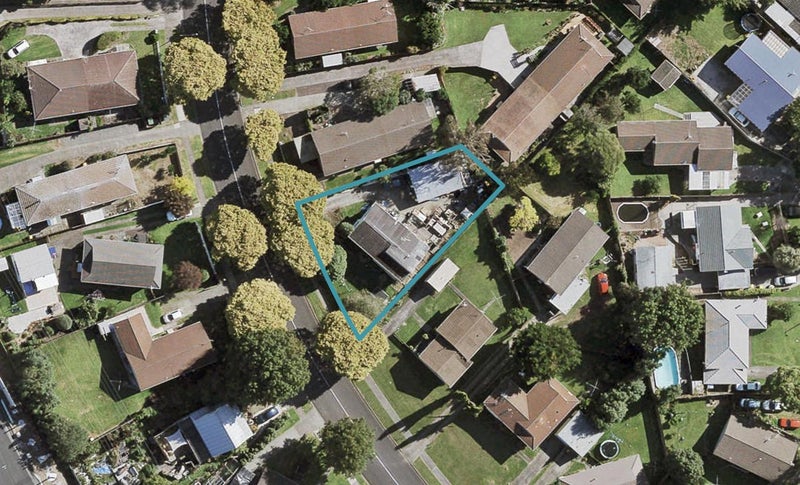 34 Kindergarten Drive, Conifer Grove, Takanini - Carousel 1