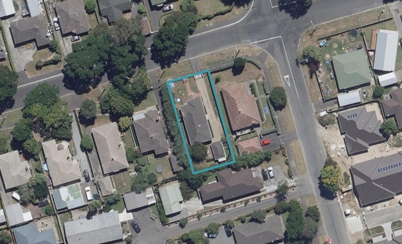 120 Brookfield Street, Hamilton East, Hamilton - Carousel 1