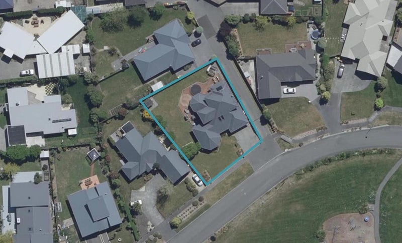 11 Seabrooke Drive, Spencerville, Christchurch - Carousel 1