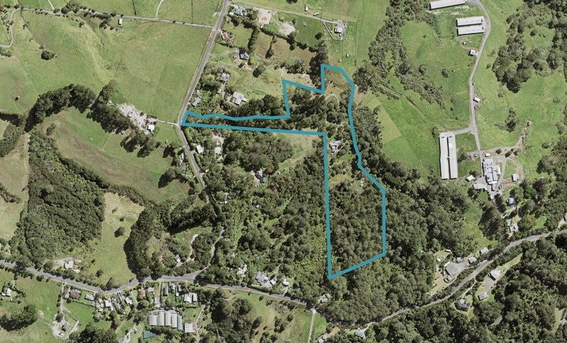13 Amreins Road, Waitākere, Auckland - Carousel 1