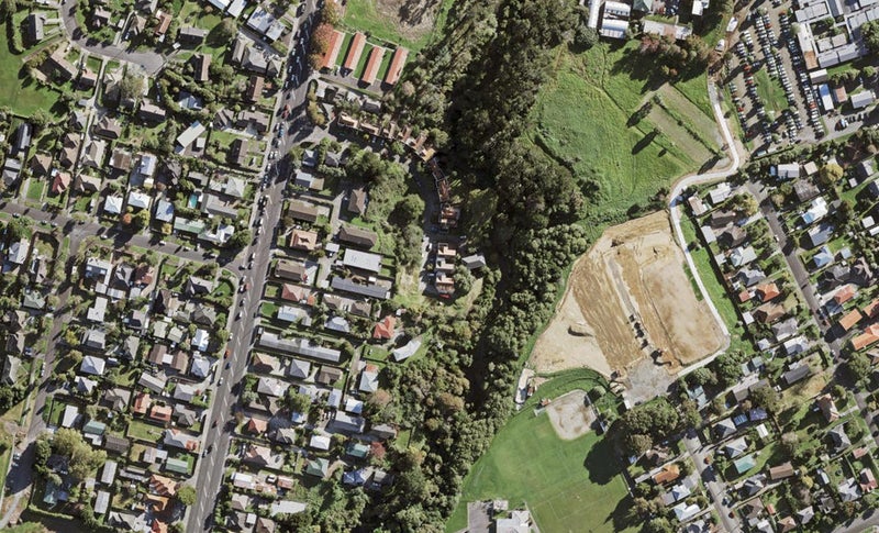 30 Waterview Downs, Waterview, Auckland - Carousel 1