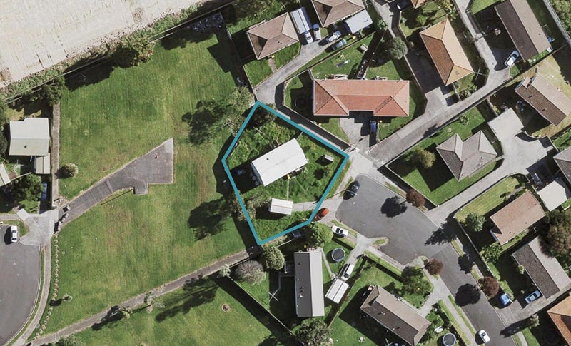26 Felicia Place, Wiri, Auckland - Carousel 1