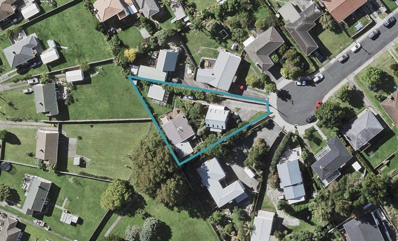 2/37 Cassino Street, Bayswater, Auckland - Carousel 1