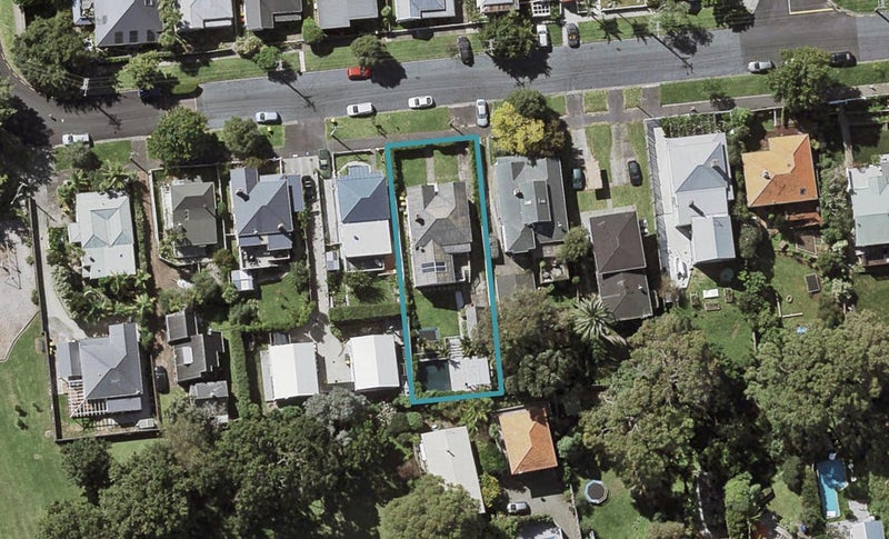 35 Ewen Alison Avenue, Devonport, Auckland - Carousel 1