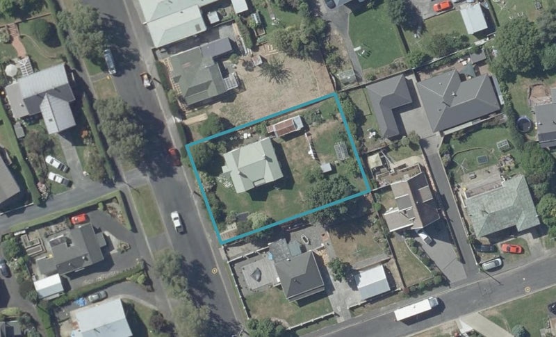 5 Runciman Street, Abbotsford, Dunedin - Carousel 1