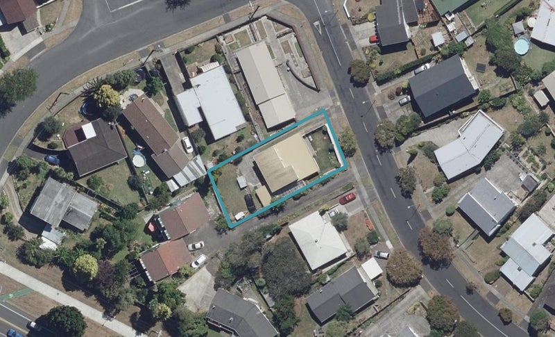 4 Pelorus Street, Glenview, Hamilton - Carousel 1