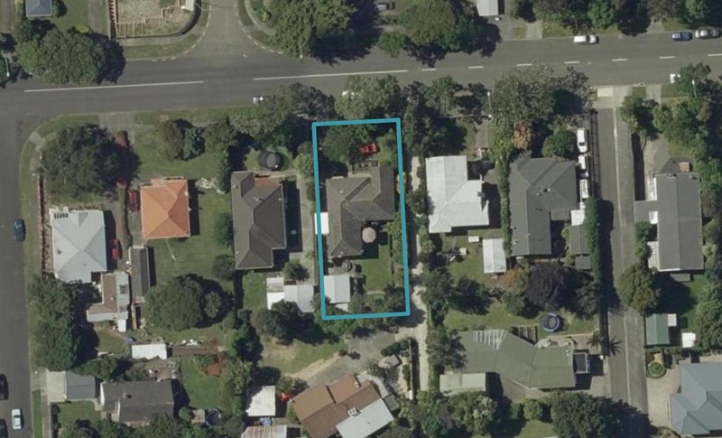 70 Pahiatua Street, Hokowhitu, Palmerston North - Carousel 1