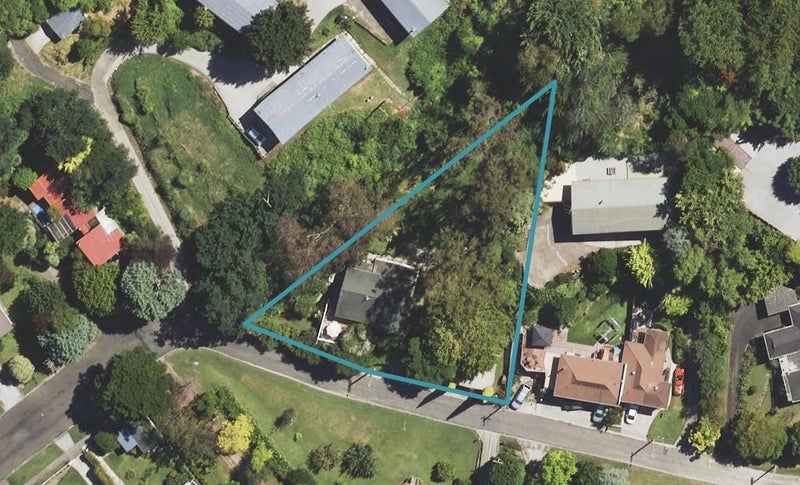 2 Adams Road, Whataupoko, Gisborne - Carousel 1