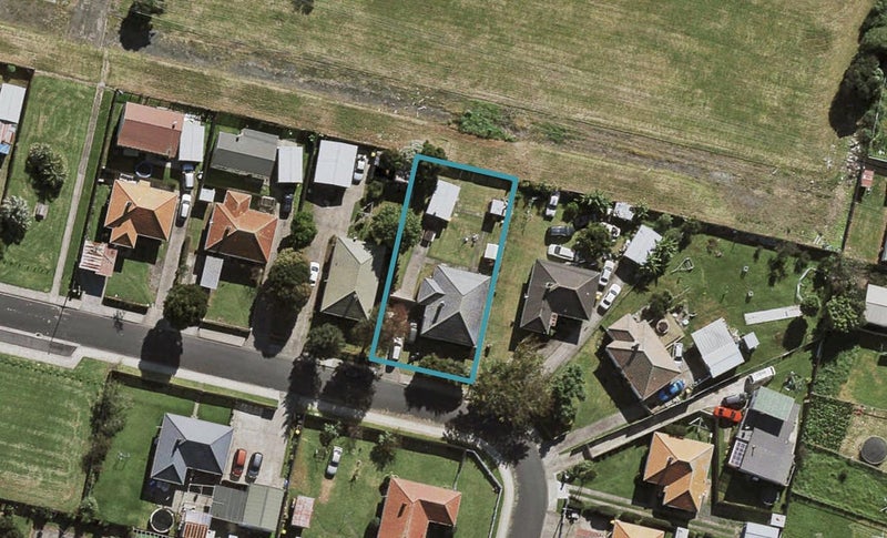 26 Waipapa Crescent, Otara, Auckland - Carousel 1