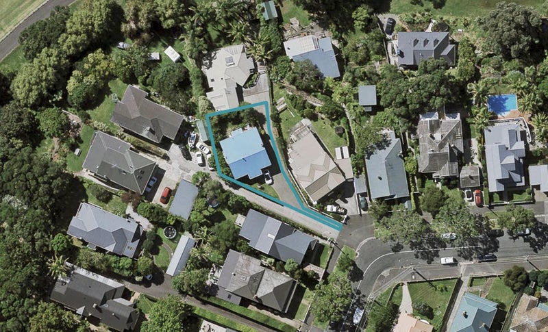 49A Glen Road, Stanley Point, Auckland - Carousel 1