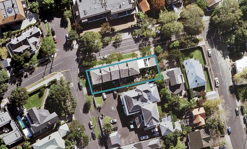 94 Sarsfield Street, Herne Bay, Auckland - Carousel 1
