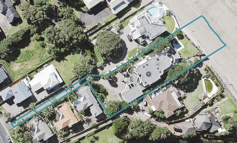 311 Beach Road, Campbells Bay, Auckland - Carousel 1