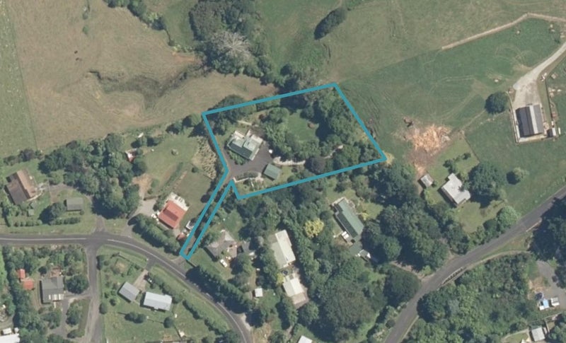 12 Poland Street, Waikino, Waihi - Carousel 1