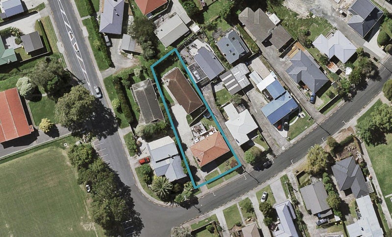 2/19 Pax Avenue, Forrest Hill, Auckland - Carousel 1