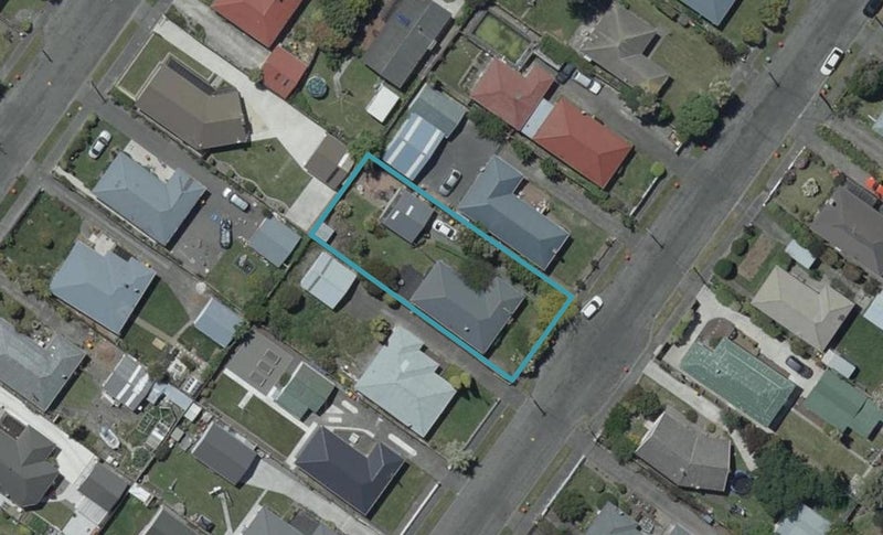11 Frensham Crescent, Woolston, Christchurch - Carousel 1