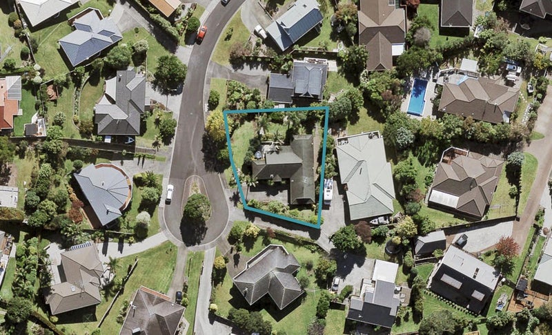 14 Ballini Rise, West Harbour, Auckland - Carousel 1
