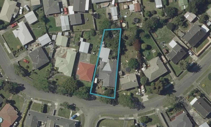 21 Ellesmere Crescent, Highbury, Palmerston North - Carousel 1
