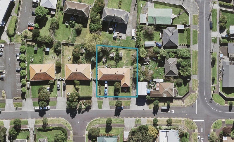 18 Ivanhoe Road, Grey Lynn, Auckland - Carousel 1