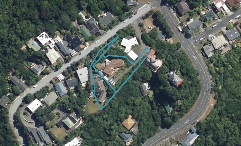 3 Rakeiora Grove, Korokoro, Lower Hutt - Carousel 1