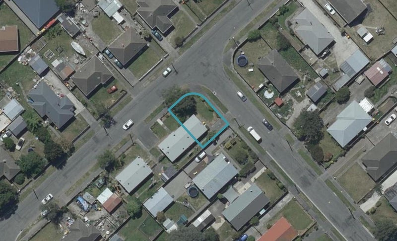 12 Basingstoke Street, Aranui, Christchurch - Carousel 1