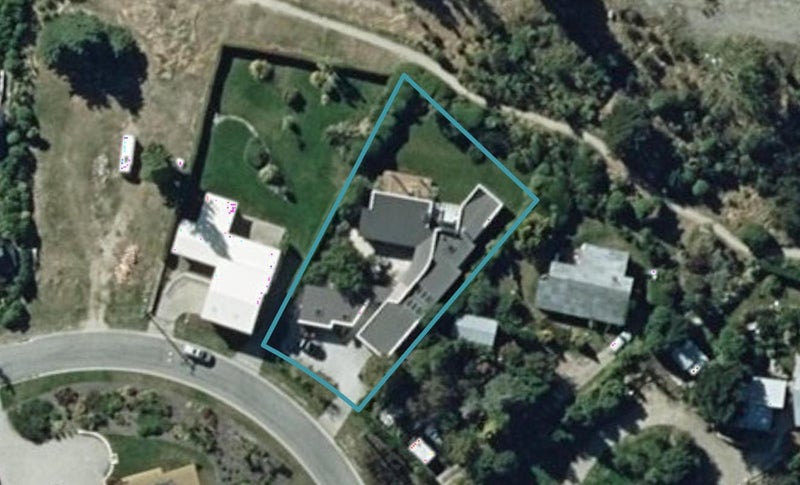 44 Skinner Crescent, Wanaka - Carousel 1
