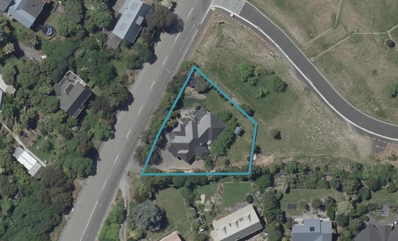20 Bridle Path Road, Heathcote Valley, Christchurch - Carousel 1